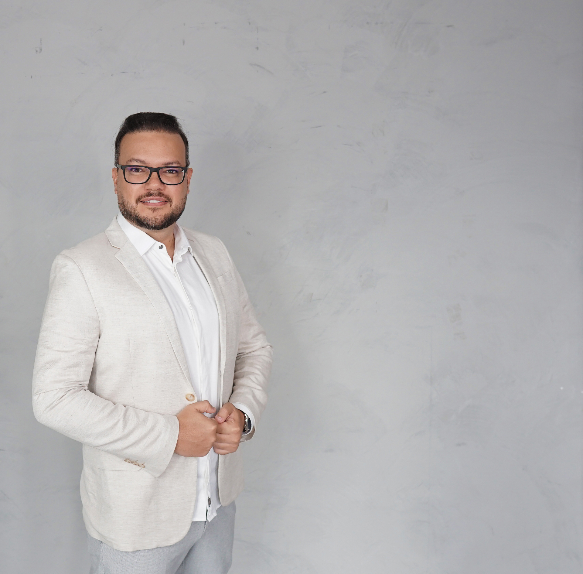Dr. Marco Brito — Face & Sorriso